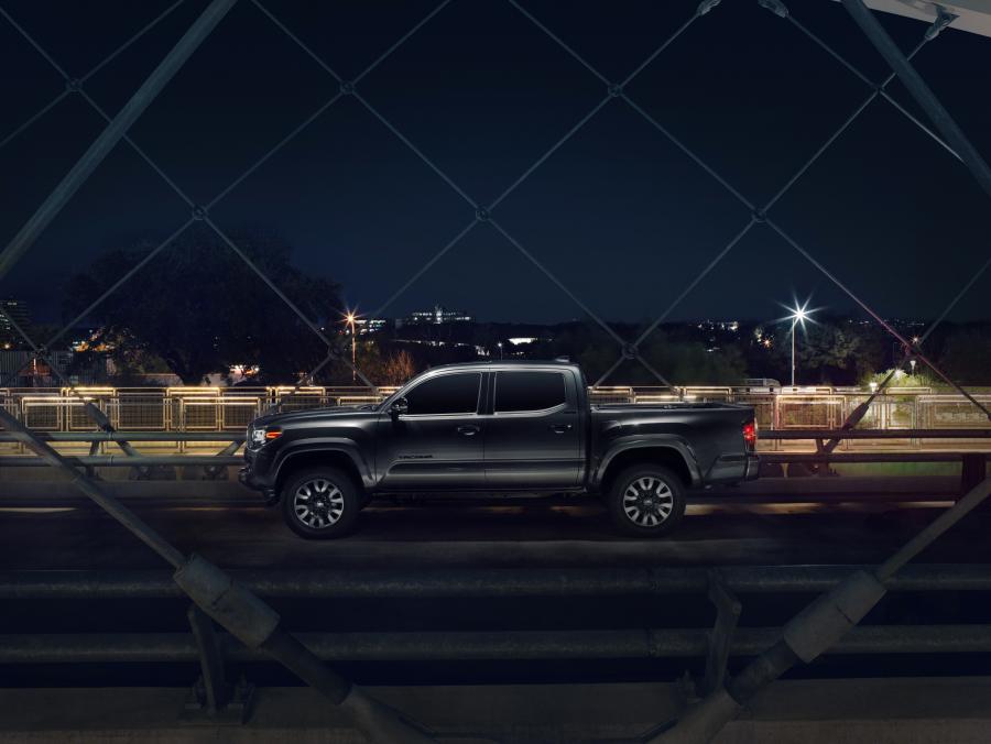  Toyota Tacoma Nightshade Double Cab 2020 года  (фото 4 из 10)